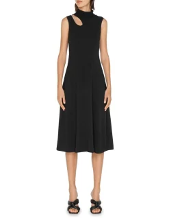 Discount 👍 Cue Cut Out 👗 Dress In Black ⌛