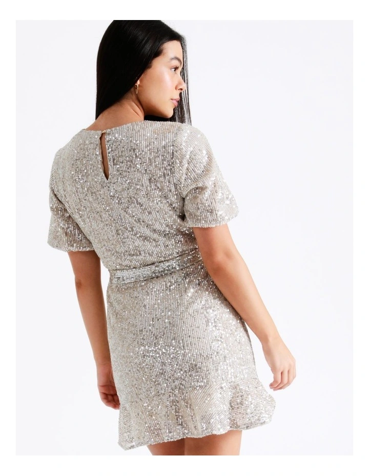 Cheap ๐คฉ Tokito Sequin Puff Sleeve Mini ๐ Dress In Gold ๐ฏ 8 Cheap ๐คฉ Tokito Sequin Puff Sleeve Mini ๐ Dress In Gold ๐ฏ - Image 6