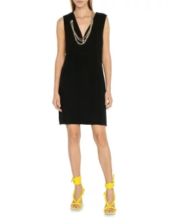 Outlet β Cue V Neck Chain π Dress In Black π―